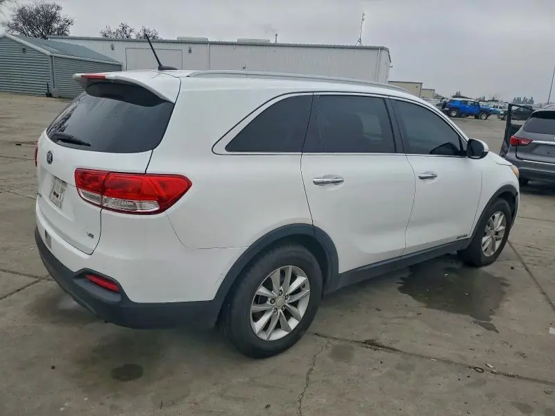 2017 KIA SORENTO LX  