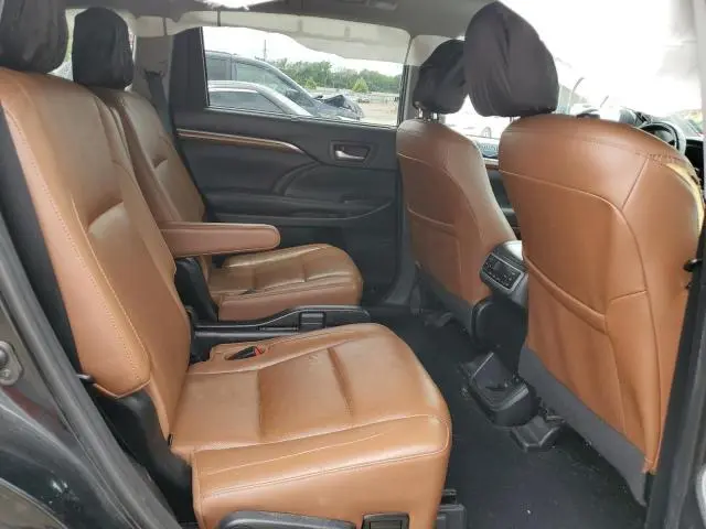 2019 TOYOTA HIGHLANDER LIMITED  