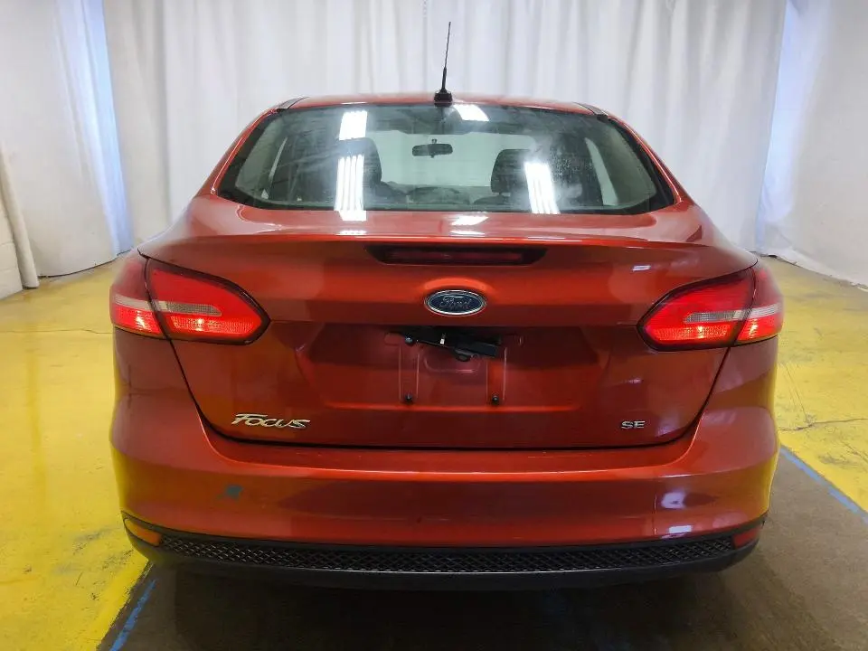 2018 FORD FOCUS SE  