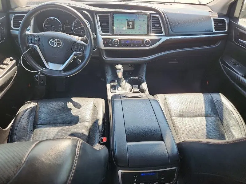 2015 TOYOTA HIGHLANDER LIMITED  