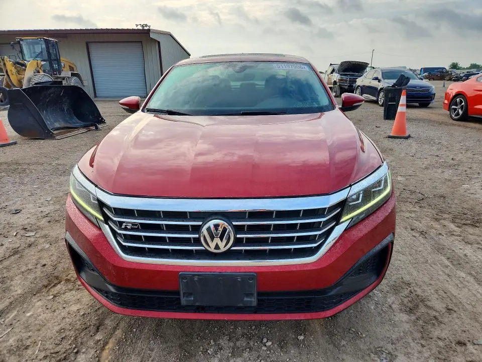 2020 VOLKSWAGEN PASSAT R-LINE  