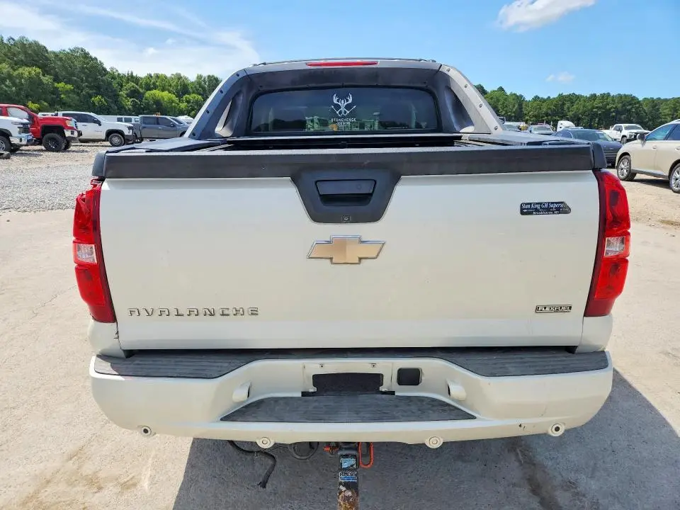 2011 CHEVROLET AVALANCHE LTZ  