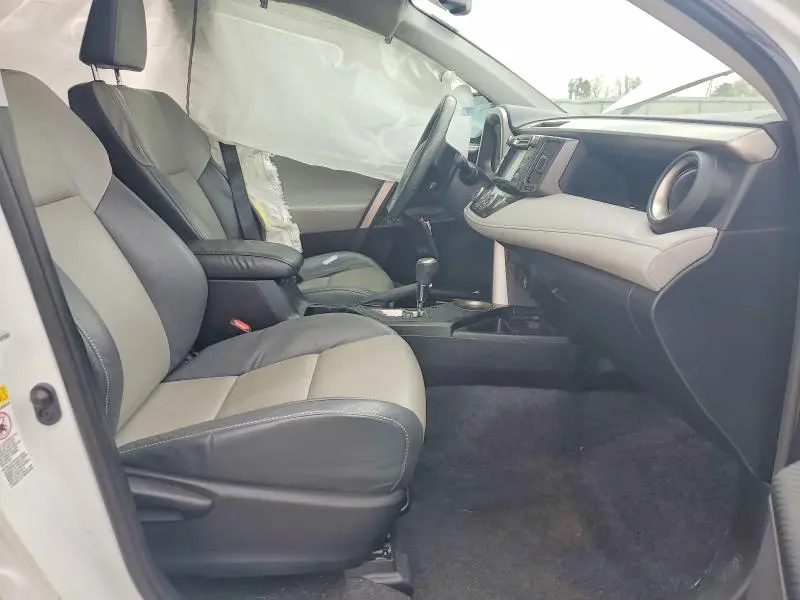 2015 TOYOTA RAV4 LIMITED  