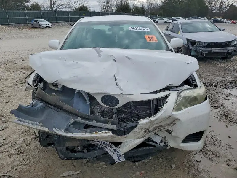 2011 TOYOTA CAMRY BASE  