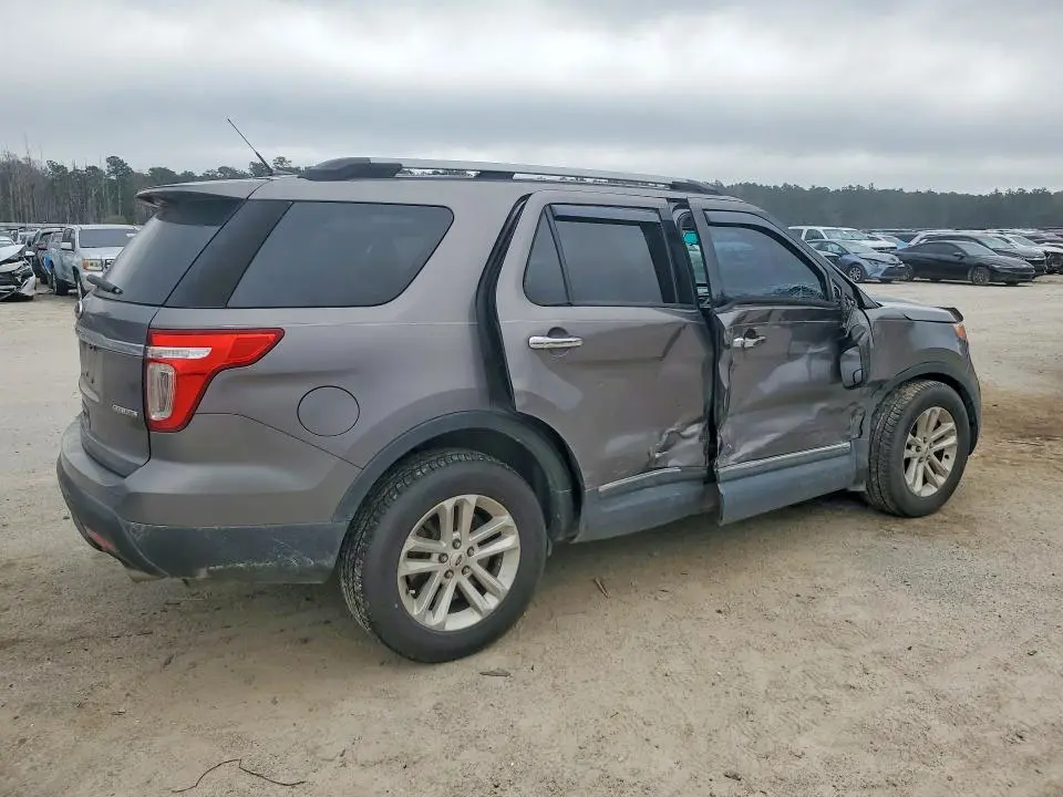 2013 FORD EXPLORER XLT  