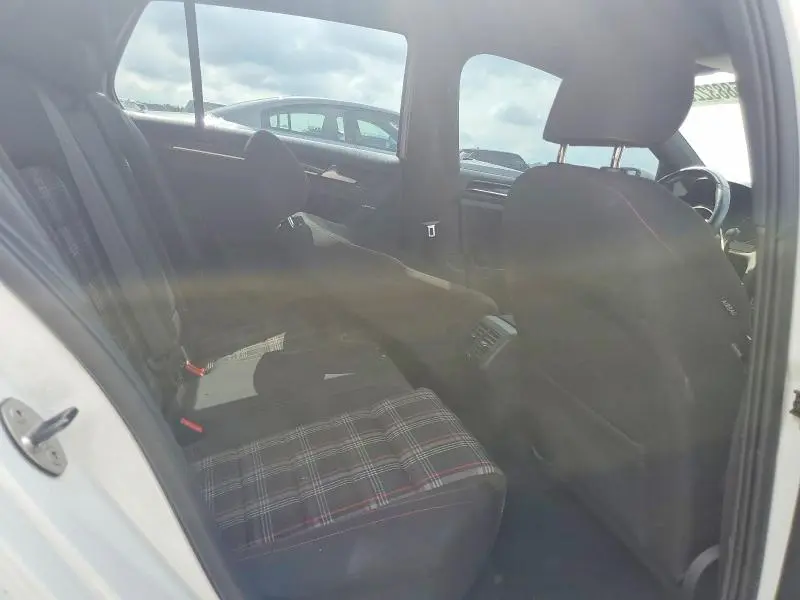 2016 VOLKSWAGEN GTI S  
