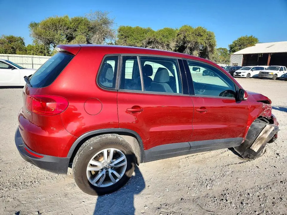2014 VOLKSWAGEN TIGUAN S  