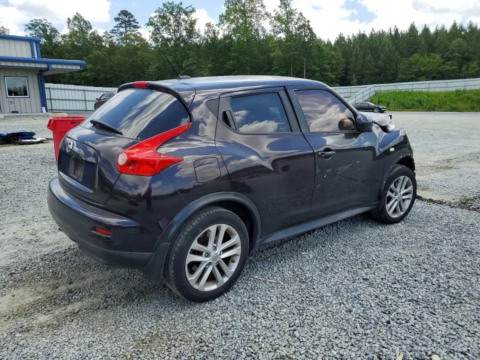 2014 NISSAN JUKE SV  