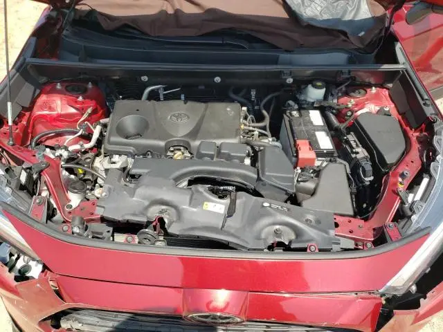 2022 TOYOTA RAV4 XLE  