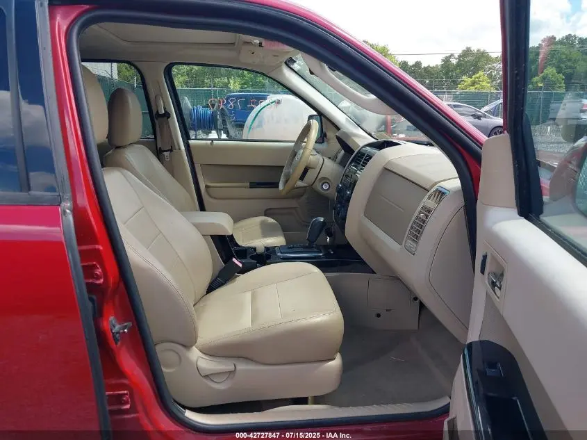 2010 FORD ESCAPE LIMITED