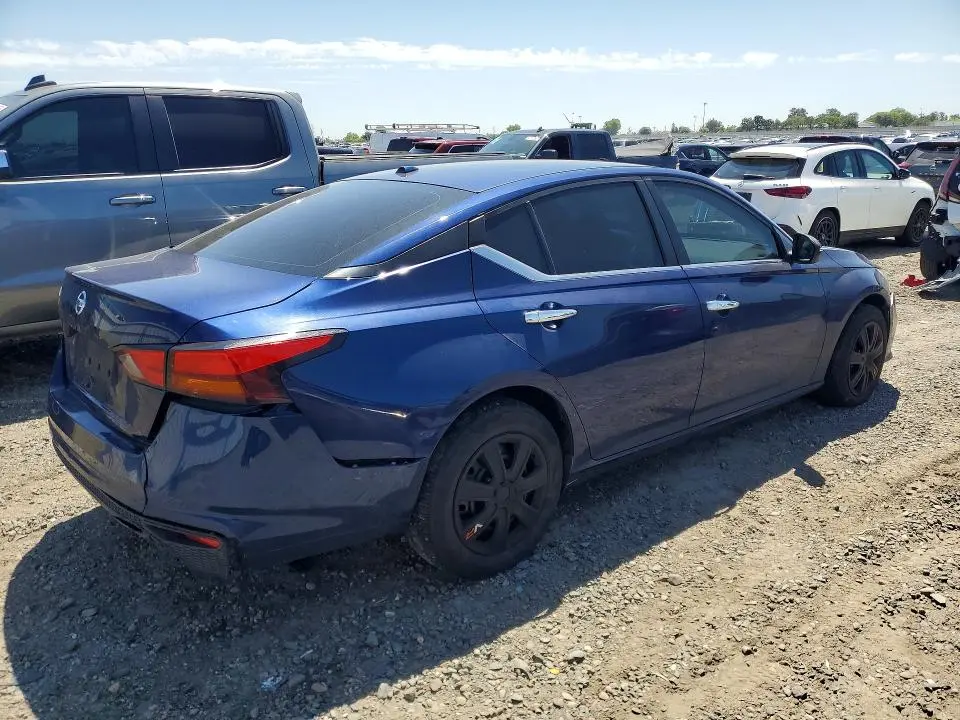 2019 NISSAN ALTIMA S  