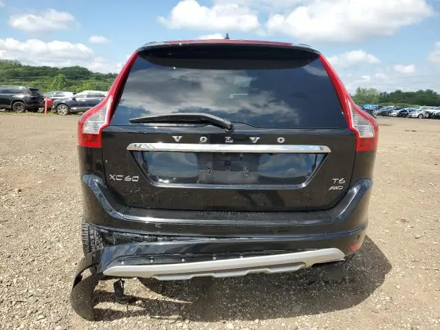 2017 VOLVO XC60 T6 DYNAMIC  