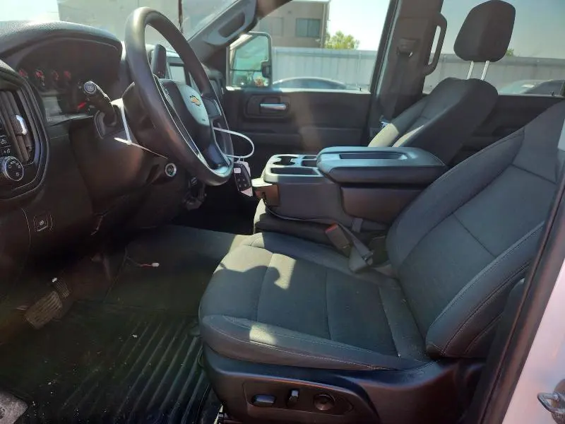 2024 CHEVROLET SILVERADO K2500 CUSTOM  