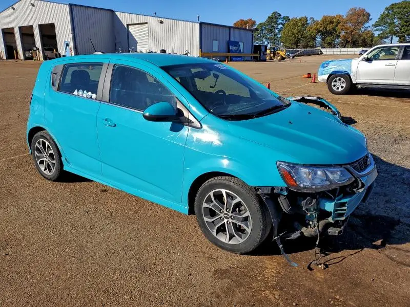 2020 CHEVROLET SONIC LT  