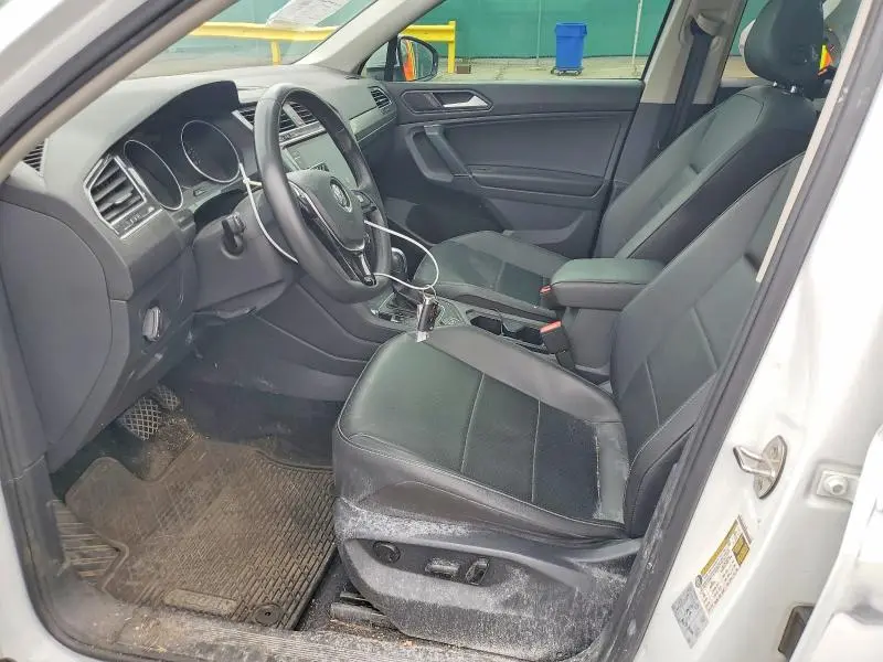 2020 VOLKSWAGEN TIGUAN SE  