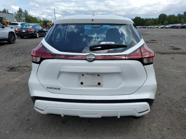 2023 NISSAN KICKS S  