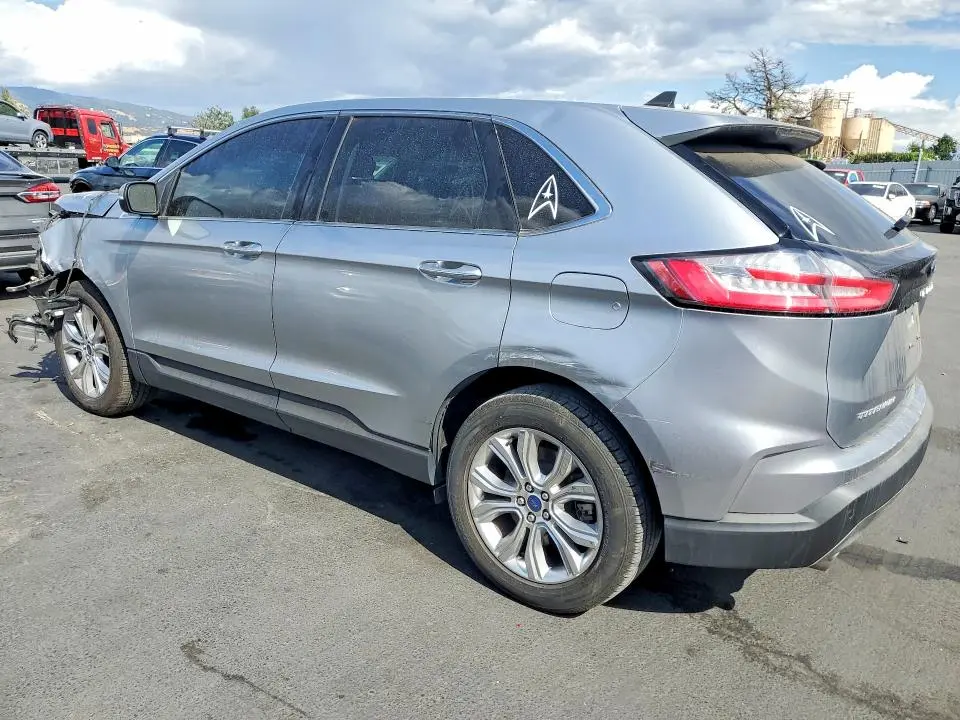 2022 FORD EDGE TITANIUM  
