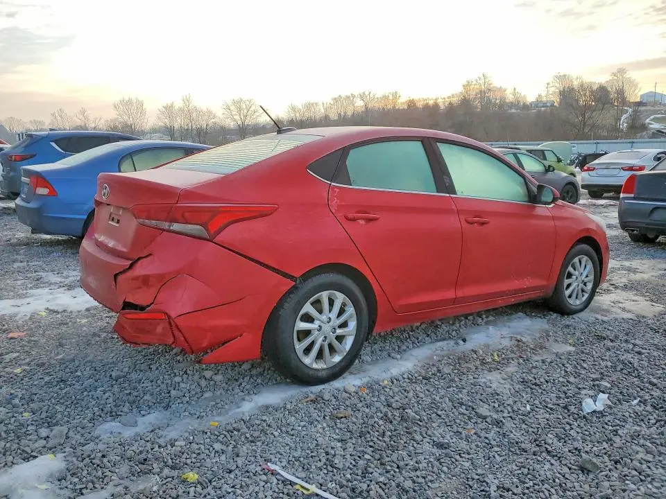 2022 HYUNDAI ACCENT SE  