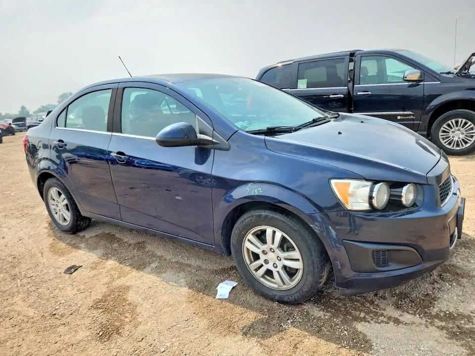 2015 CHEVROLET SONIC LT  