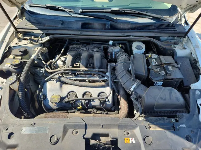 2010 FORD TAURUS LIMITED  