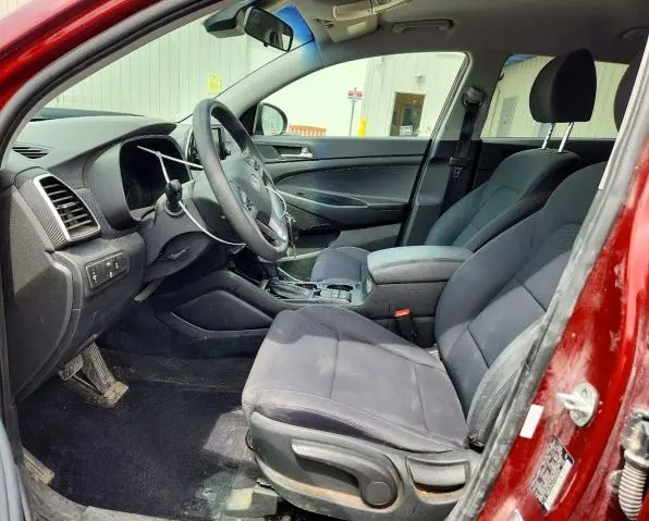 2020 HYUNDAI TUCSON SE  