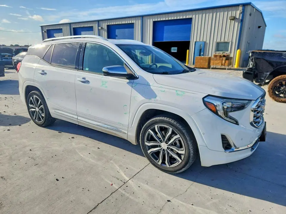 2018 GMC TERRAIN DENALI  