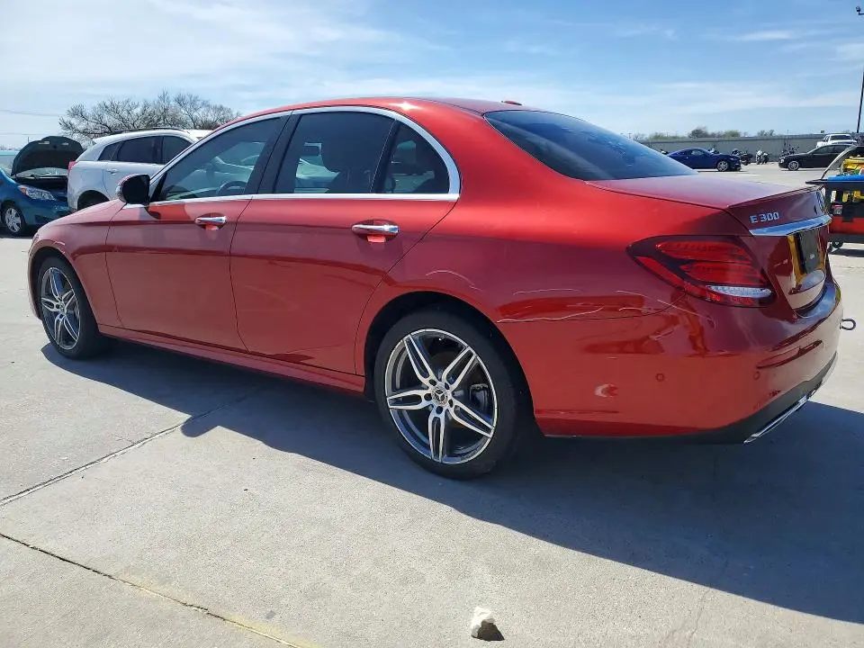 2018 MERCEDES-BENZ E 300  