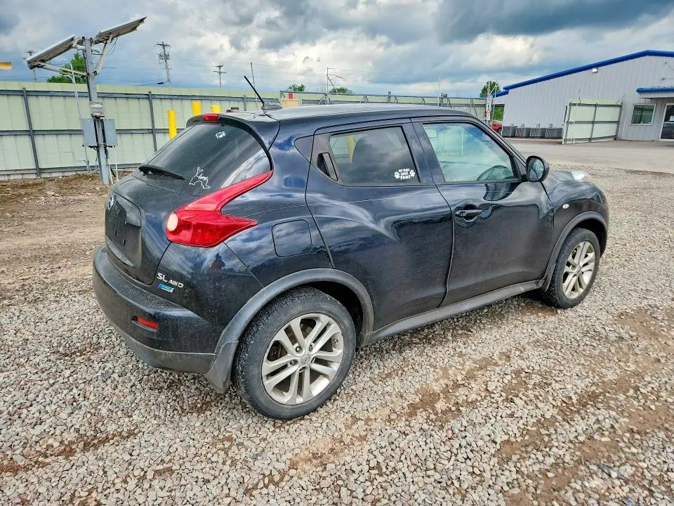2014 NISSAN JUKE SL  