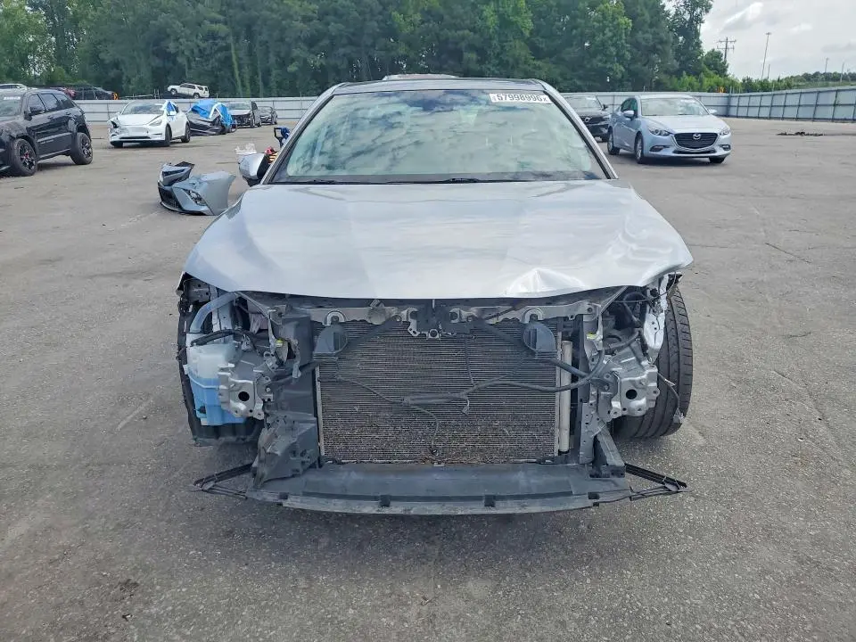 2019 TOYOTA CAMRY XSE V6  