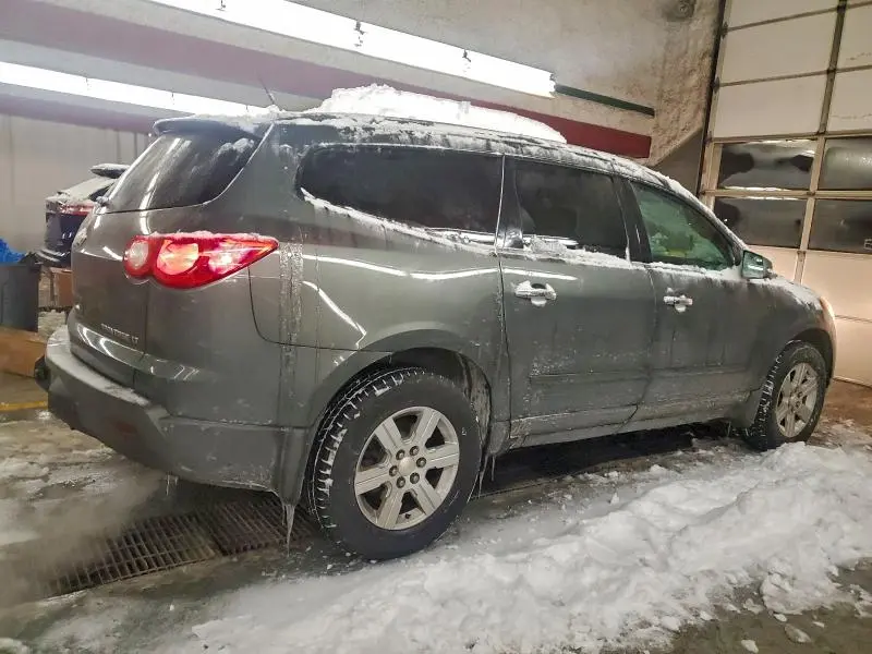 2011 CHEVROLET TRAVERSE LT  
