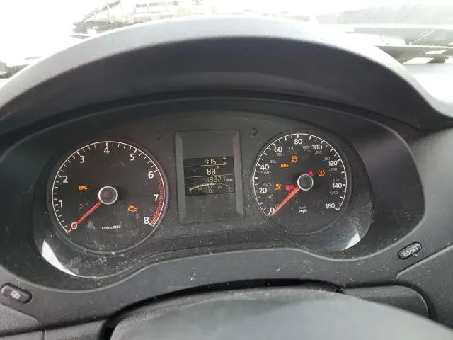 2011 VOLKSWAGEN JETTA BASE  