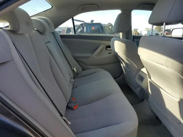 2011 TOYOTA CAMRY BASE  