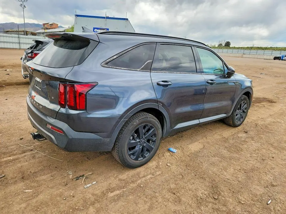 2021 KIA SORENTO S  