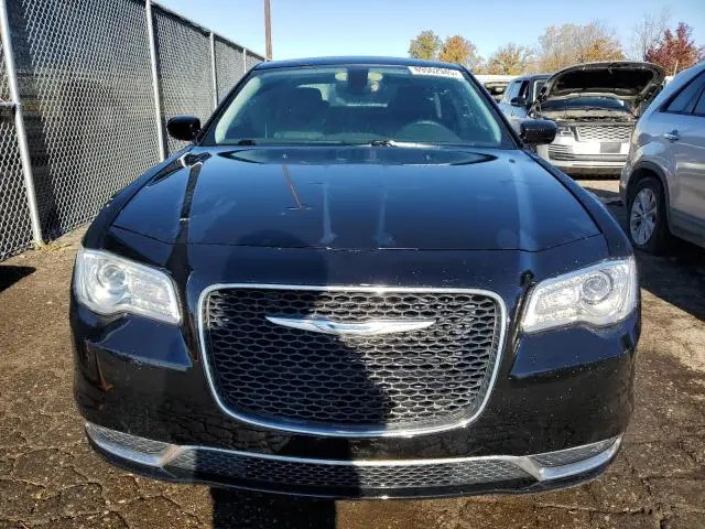 2016 CHRYSLER 300 LIMITED  