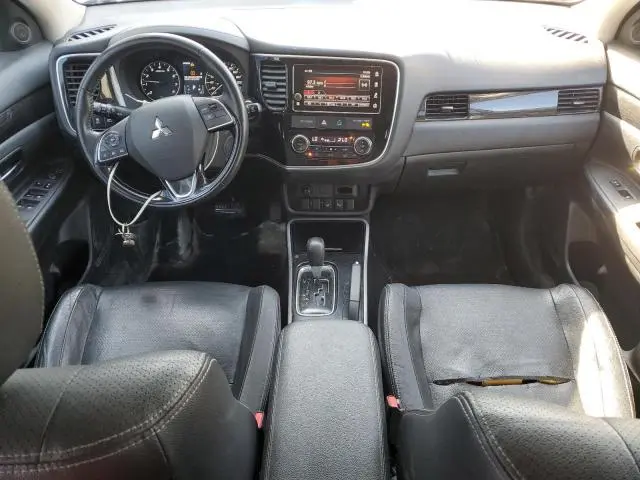 2018 MITSUBISHI OUTLANDER ES  
