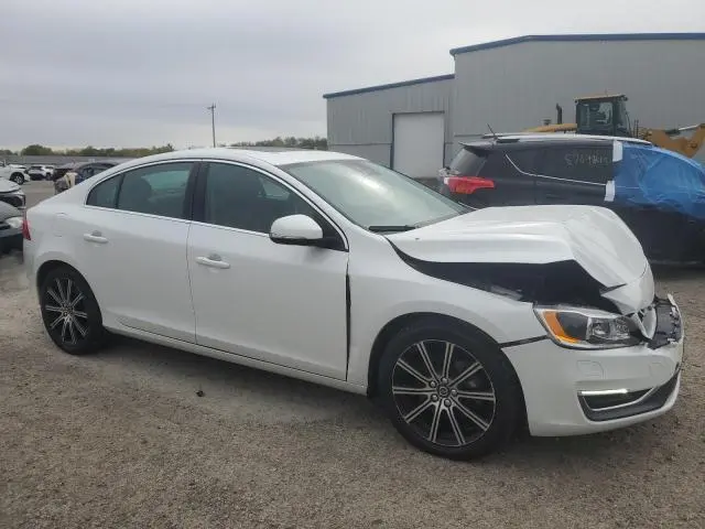 2017 VOLVO S60 PLATINUM  