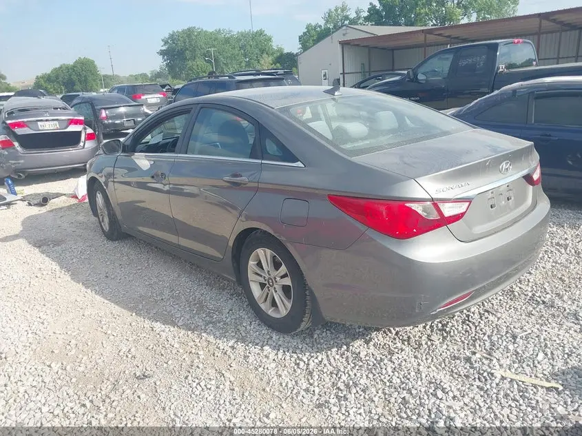 2013 HYUNDAI SONATA GLS