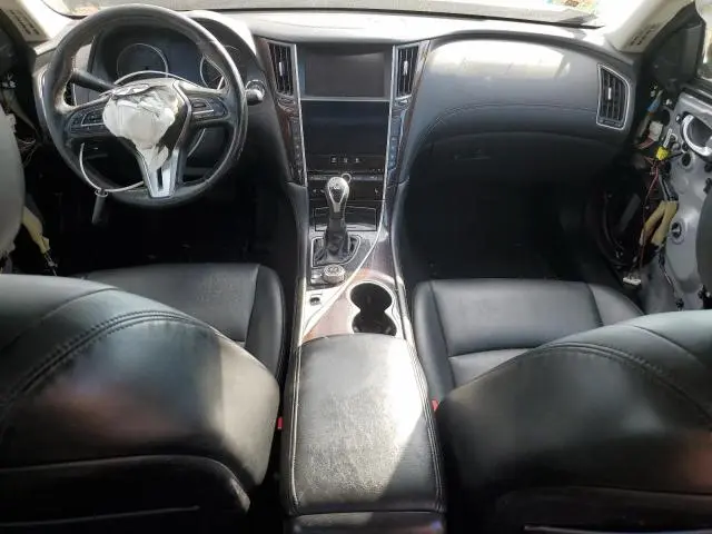 2018 INFINITI Q50 LUXE  