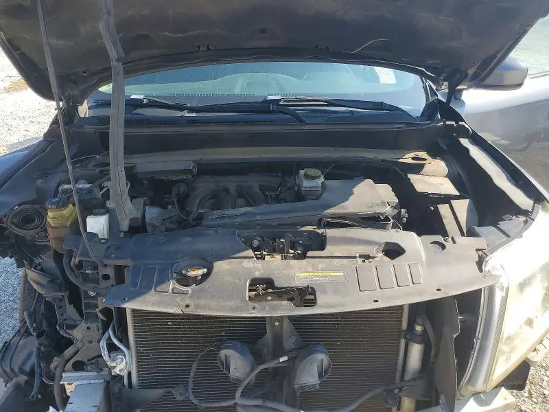 2015 NISSAN PATHFINDER SV  