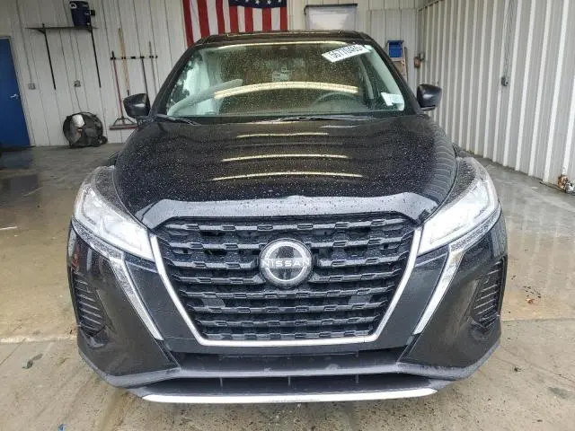 2023 NISSAN KICKS S  