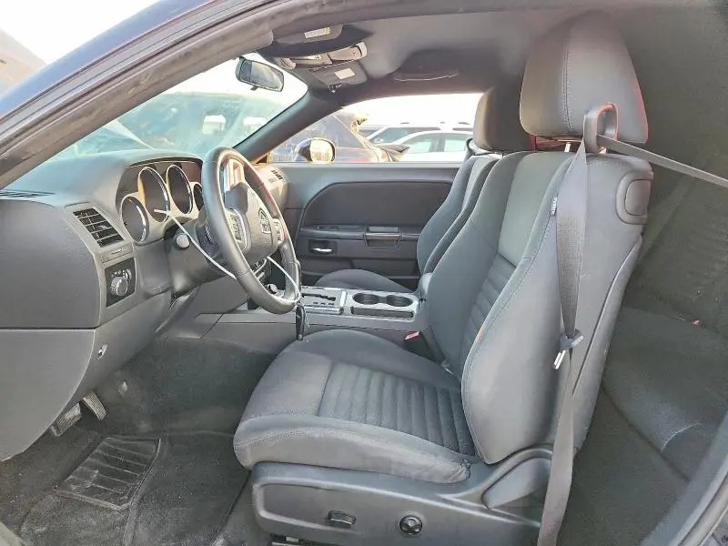 2012 DODGE CHALLENGER SXT  