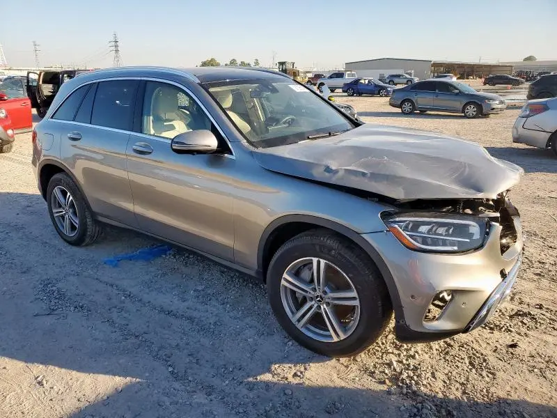 2021 MERCEDES-BENZ GLC 300 4MATIC  