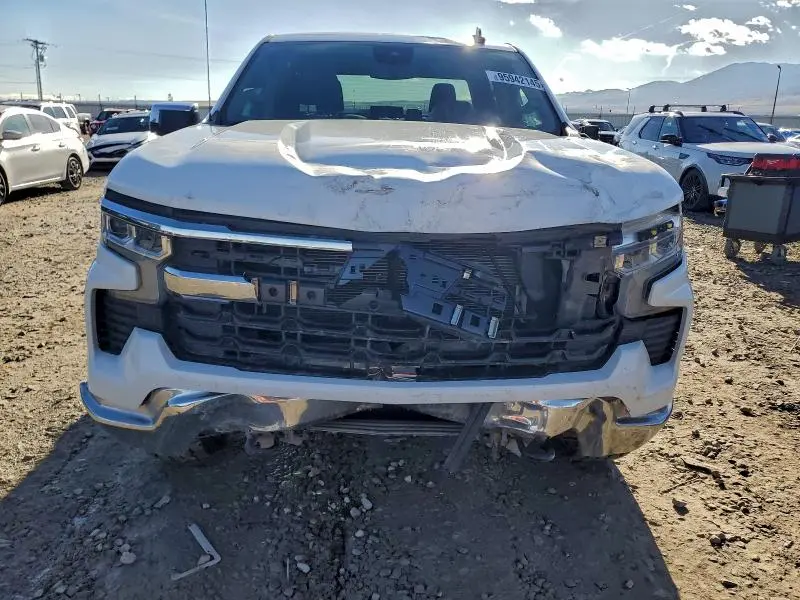 2024 CHEVROLET SILVERADO K1500 LT  