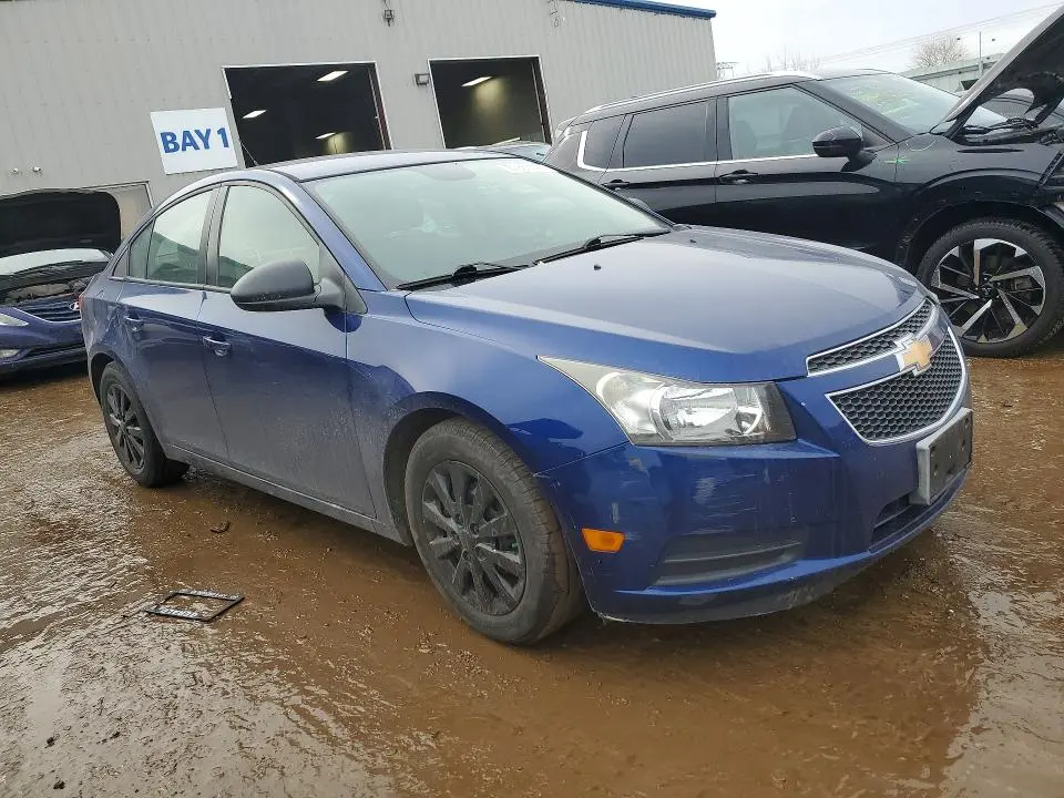 2013 CHEVROLET CRUZE LS  
