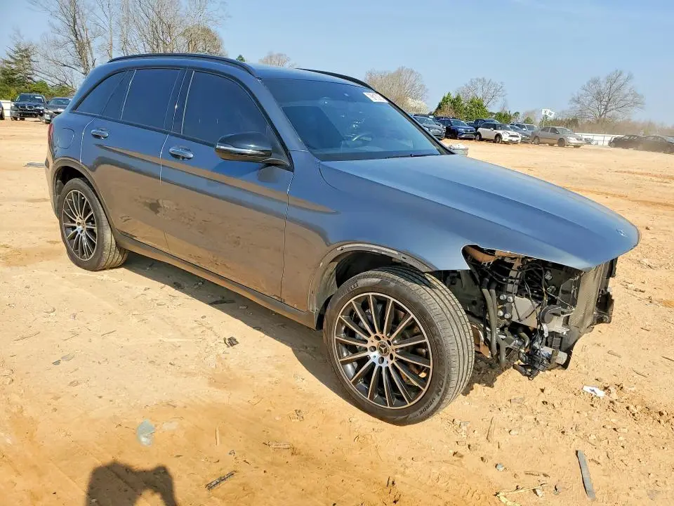 2019 MERCEDES-BENZ GLC 300  