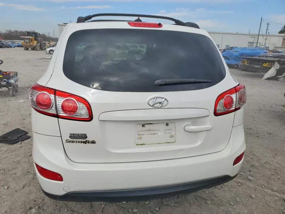 2012 HYUNDAI SANTA FE GLS  