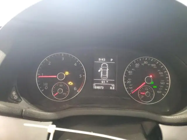 2013 VOLKSWAGEN PASSAT SE  