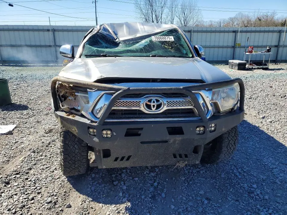 2015 TOYOTA TACOMA V6  