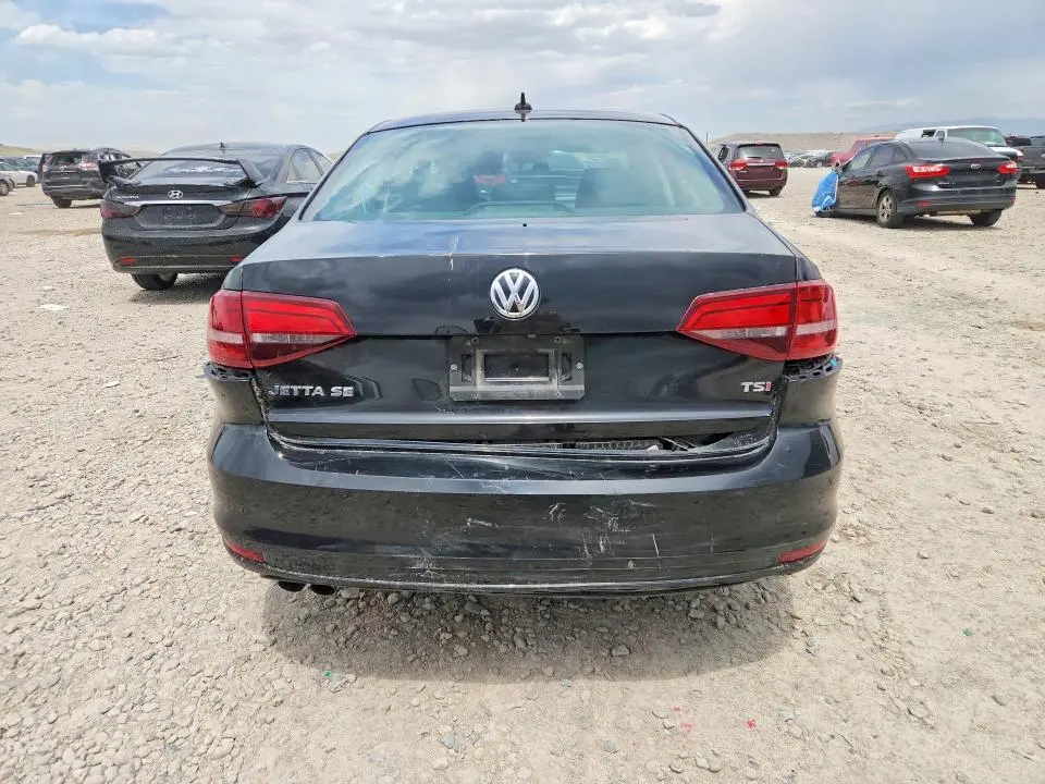 2017 VOLKSWAGEN JETTA SE  