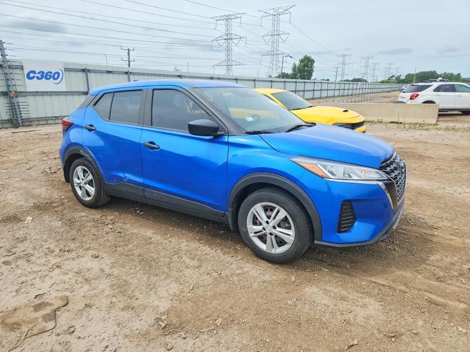 2021 NISSAN KICKS S  